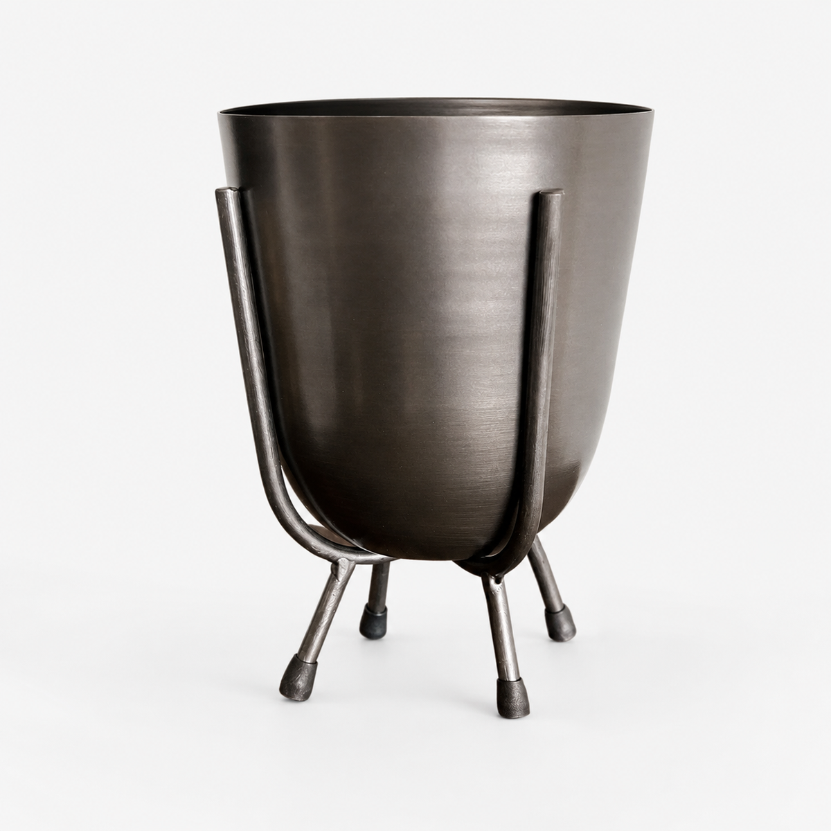 Brassvane pewter gray plant pot with stand additional view 4