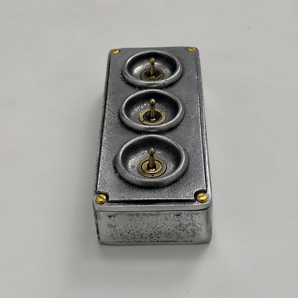 Brassvane 3 gang conduit toggle switch additional view 6