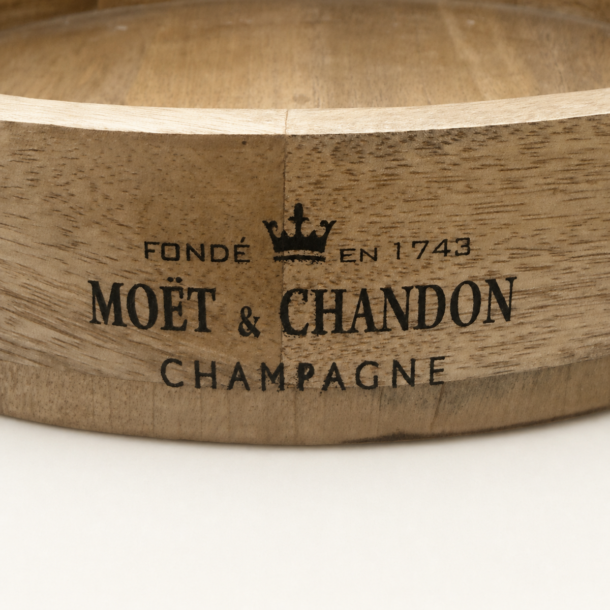 Brassvane round wooden serving tray additional view 4