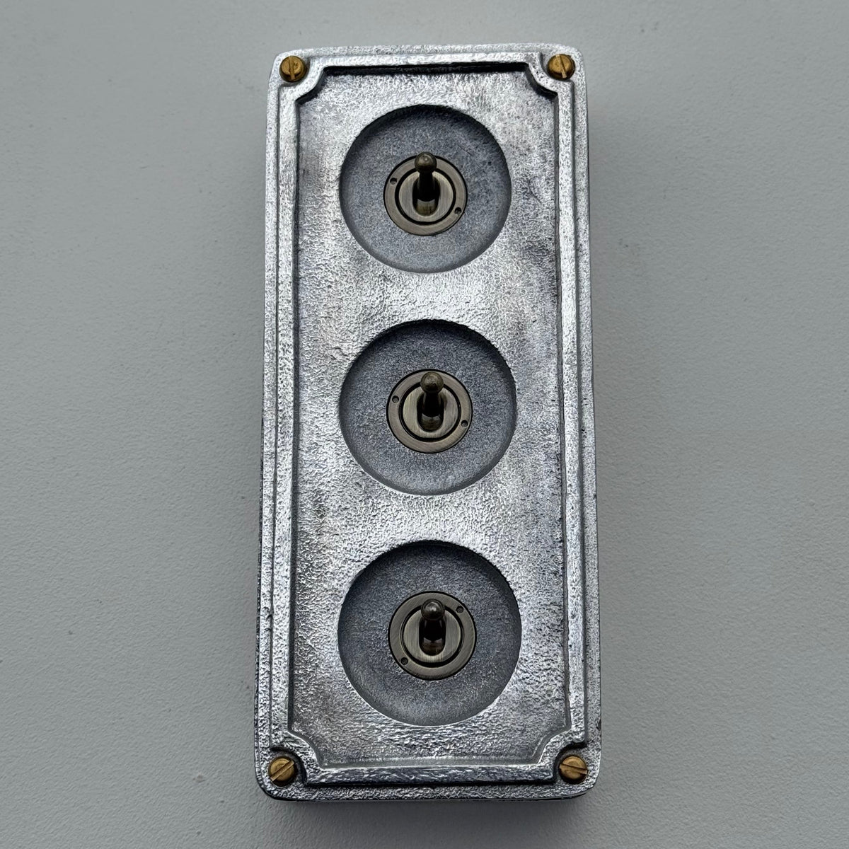 Brassvane 3 gang conduit toggle switch additional view 5