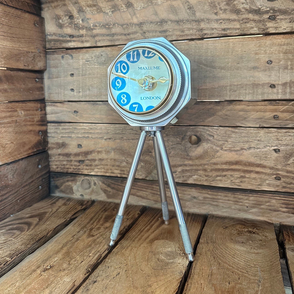 Brassvane tripod table clock additional view 7