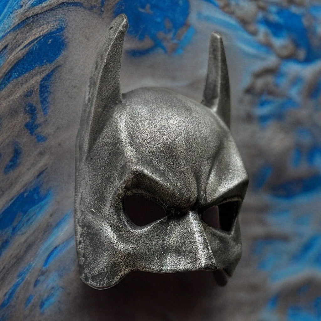 Brassvane cast iron mask wall plaque additional view 2