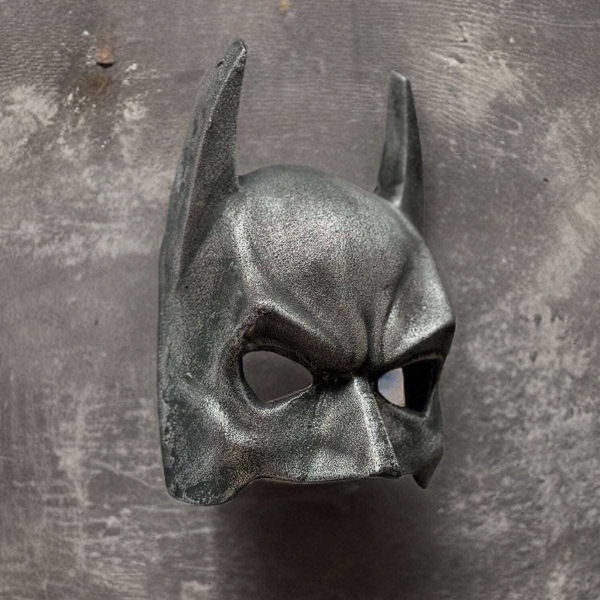Brassvane cast iron mask wall plaque additional view 3