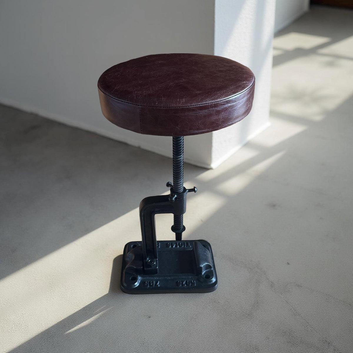 Brassvane adjustable vice clamp stool additional view 9