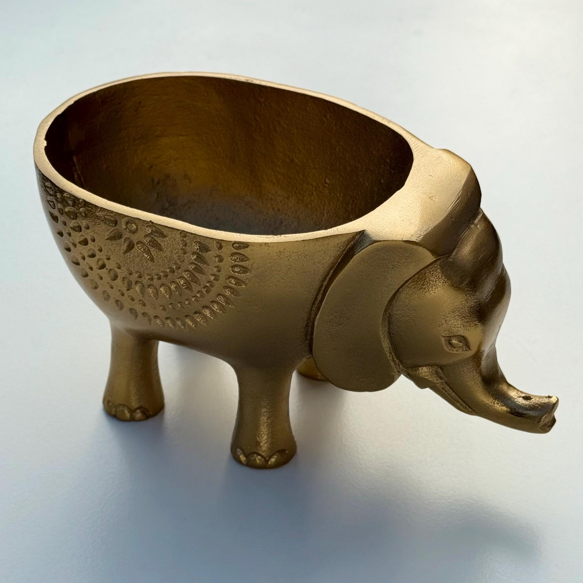 Brassvane brass elephant planter additional view 7