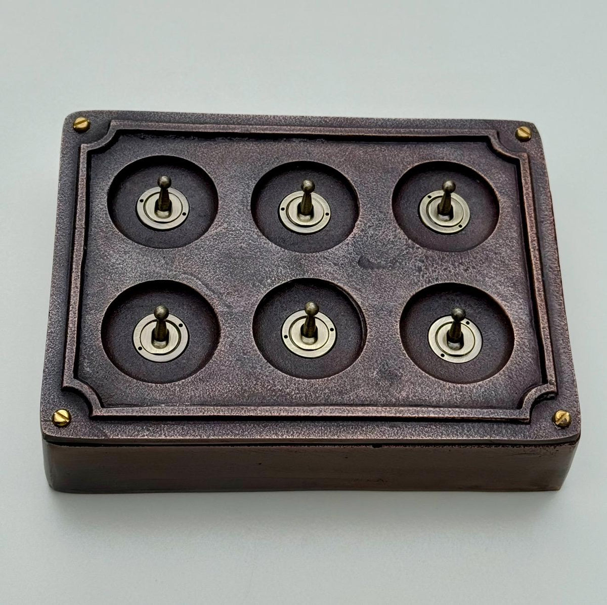 Brassvane 6 gang toggle light switch additional view 5